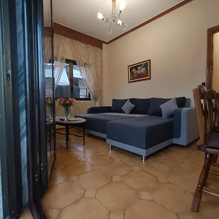 ελενα Apartment