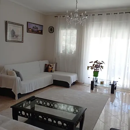 Ferienhaus райский уголок Nea Moudania