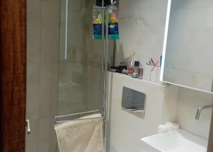 райский уголок Case de vacanță Nea Moudania